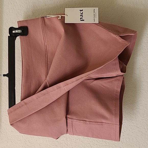 Pact - Women's Skort - Picture 2 of 5